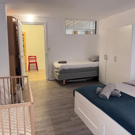 דירה Flat In The Center Of *