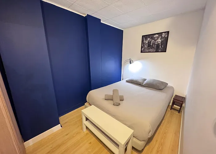 Flat In The Center Of *